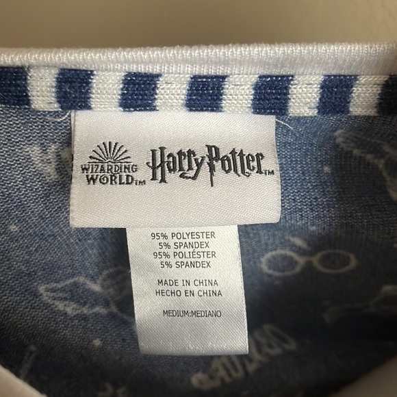 Wizarding World of Harry Potter Sz M PJ Set - Picture 8 of 16